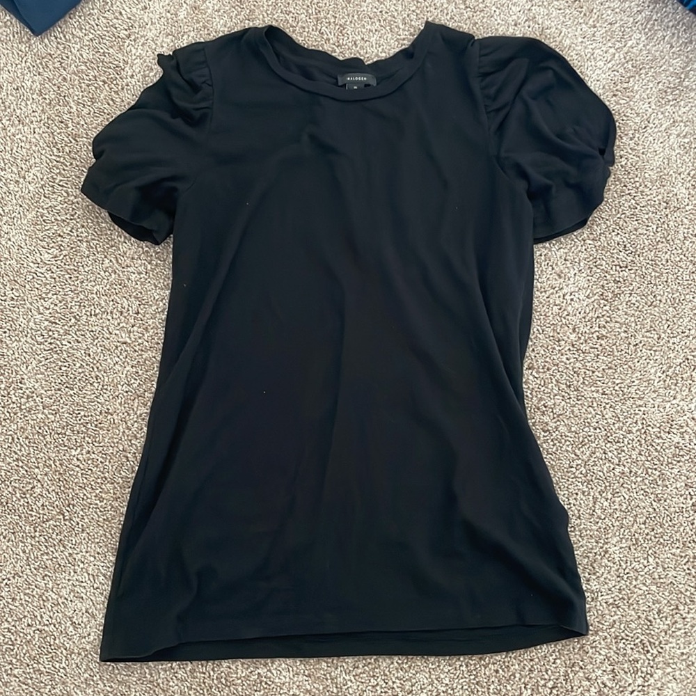 Halogen women’s puff sleeve t-shirt